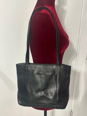Adventure bound by Wilson, leather Classic Black Leather Tote Bag - Women